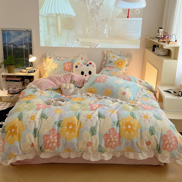 91家纺网 家纺一手货源 找家纺 （总）桃子家居 2025新款A类ins韩版花边少女心可爱卡通碎花加厚牛奶绒四件套