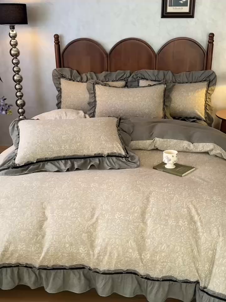 91家纺网 家纺一手货源 找家纺 芯贝儿 2025新款加厚原麻复古风亚麻皱皱双层纱水洗m花边四件套 水木年华