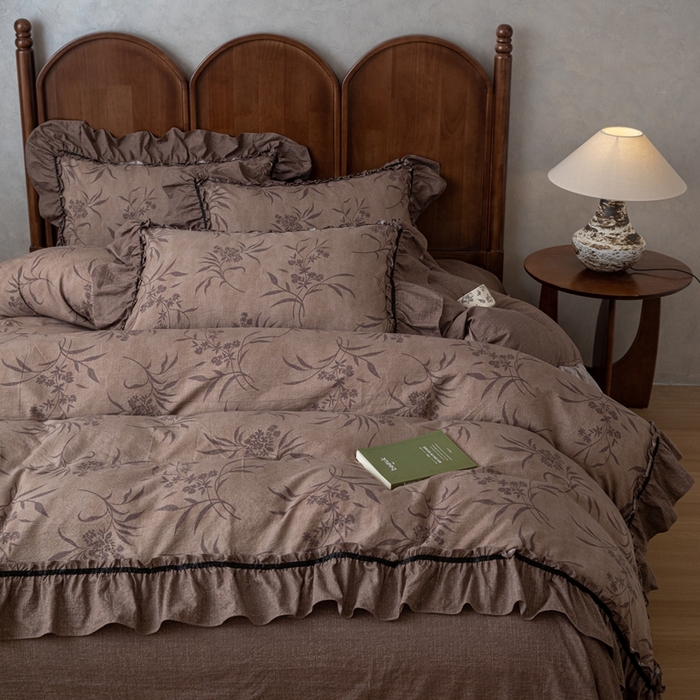 91家纺网 家纺一手货源 找家纺 芯贝儿 2025新款加厚原麻复古风亚麻皱皱双层纱水洗m花边四件套 叙语时光