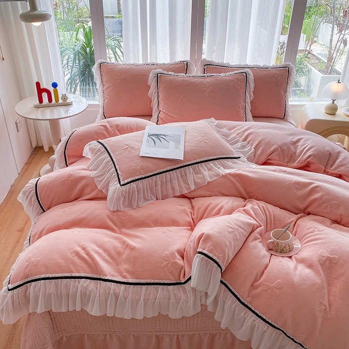 91家纺网 家纺一手货源 找家纺 （总）恋尚羽家纺 2025新款韩版全消光烂花牛奶绒床盖四件套