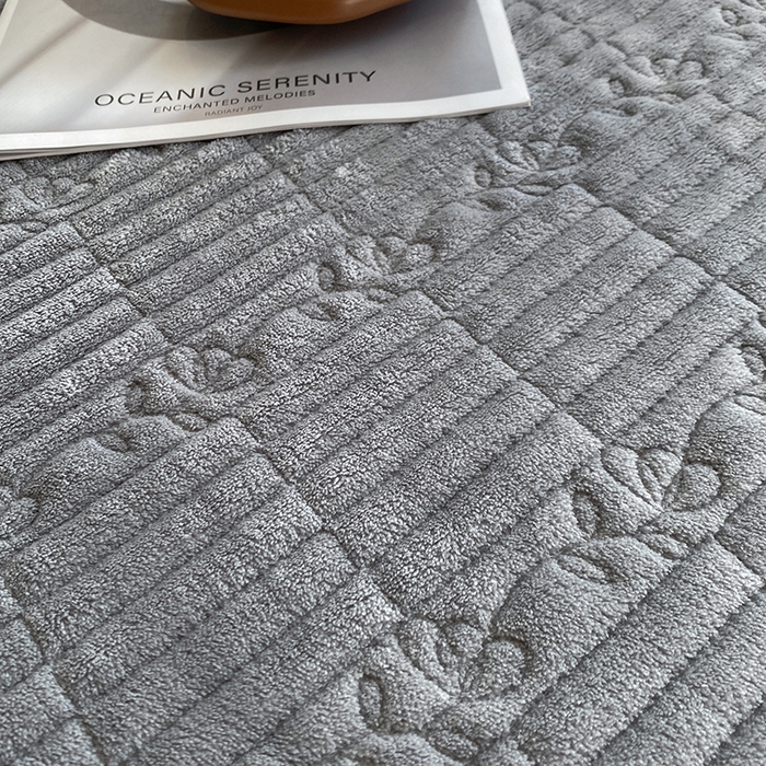 91家纺网 家纺一手货源 找家纺 恋尚羽家纺 2025新款韩版全消光烂花牛奶绒床盖四件套 蝴蝶-灰色