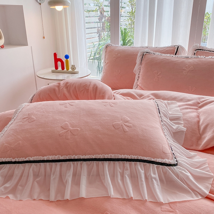 91家纺网 家纺一手货源 找家纺 （总）恋尚羽家纺 2025新款韩版全消光烂花牛奶绒床盖四件套