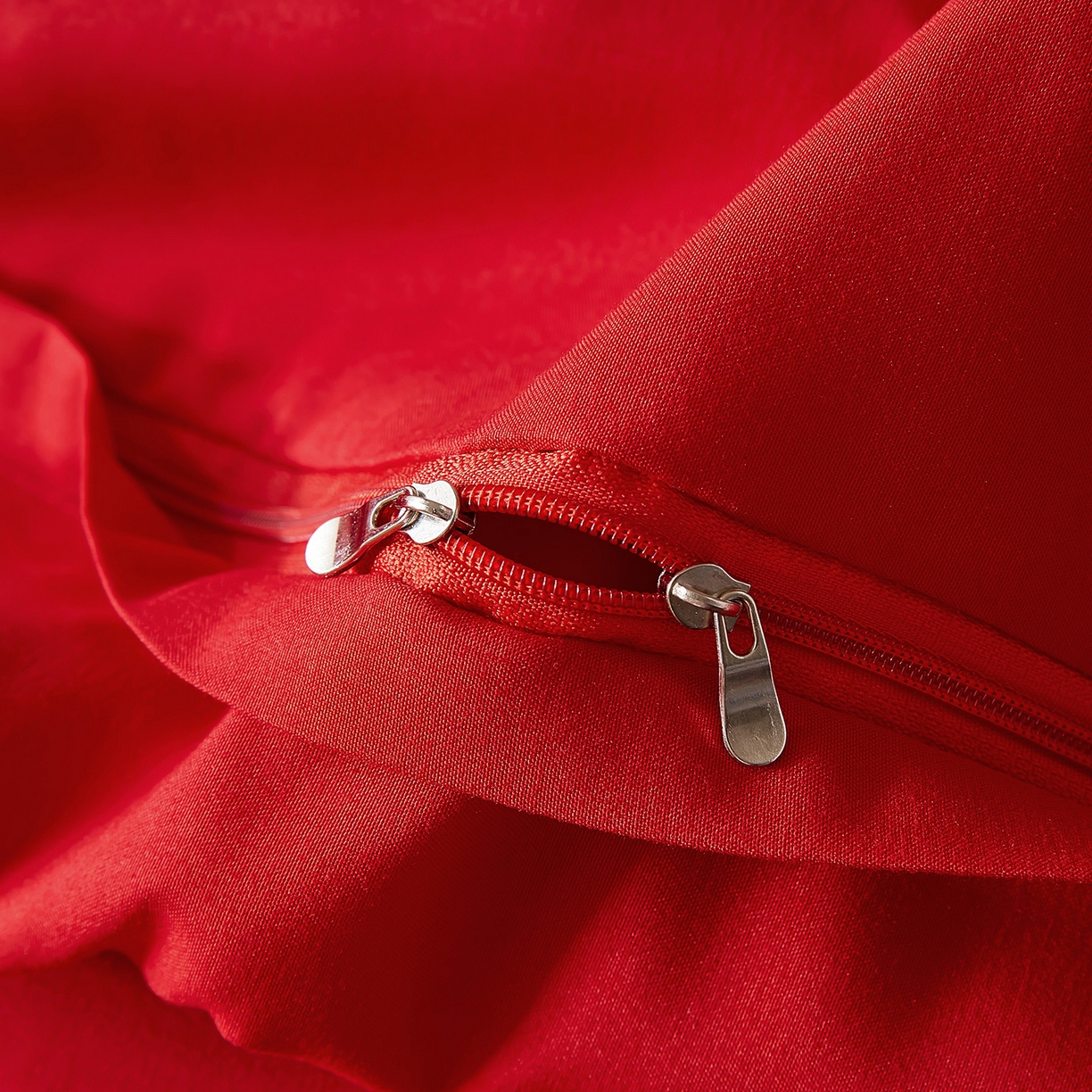 91家纺网 家纺一手货源 找家纺 丰淘家纺 2025新款新中式婚庆磨毛刺绣四件套 欢欢喜喜