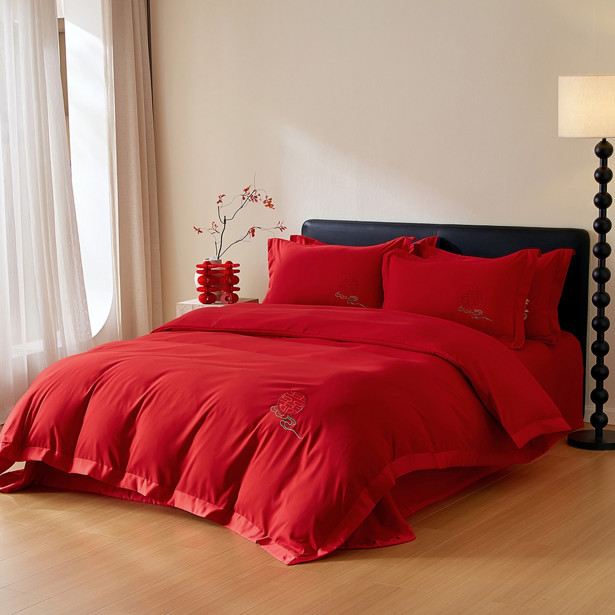 91家纺网 家纺一手货源 找家纺 丰淘家纺 2025新款新中式婚庆磨毛刺绣四件套 七彩祥云