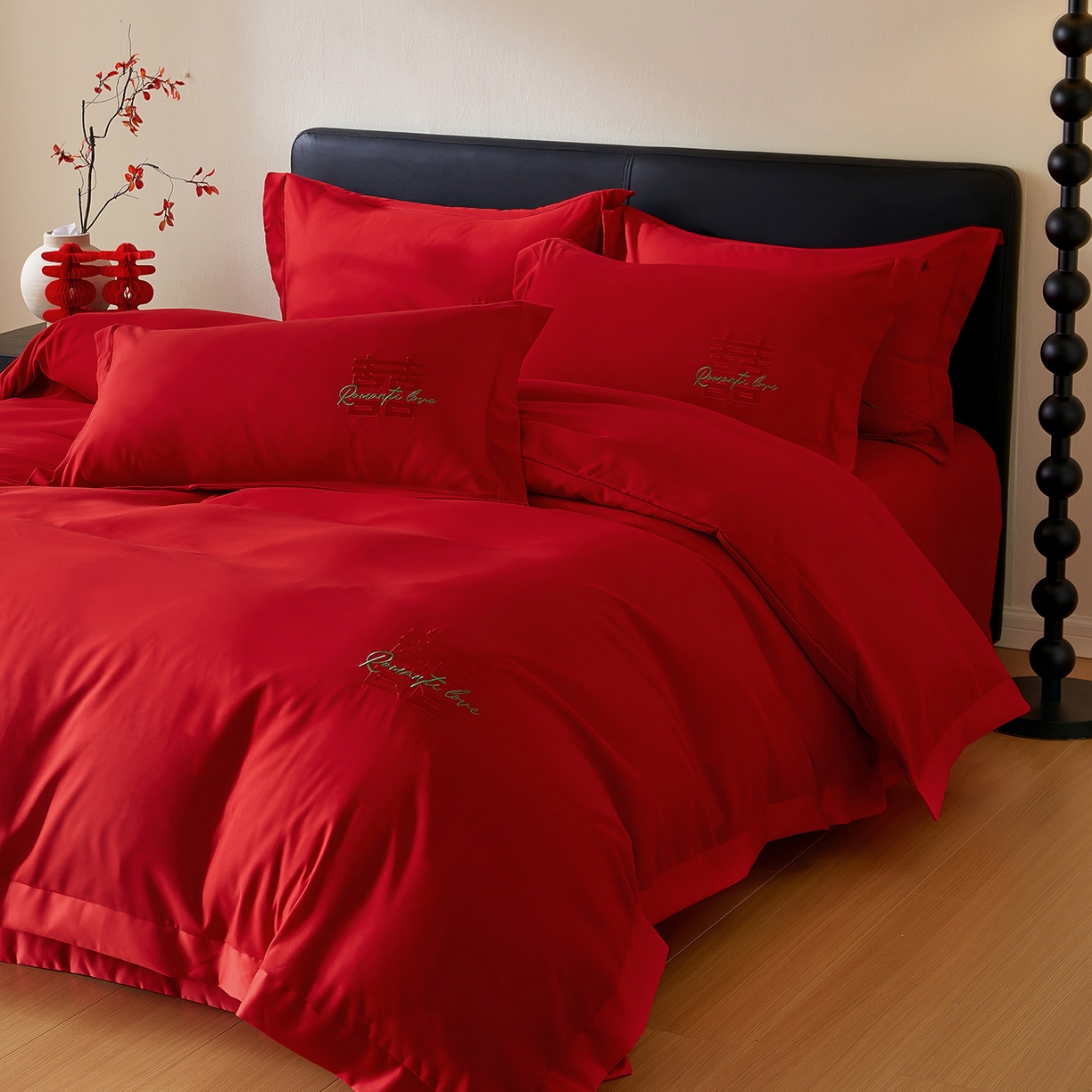 91家纺网 家纺一手货源 找家纺 丰淘家纺 2025新款新中式婚庆磨毛刺绣四件套 喜上眉梢