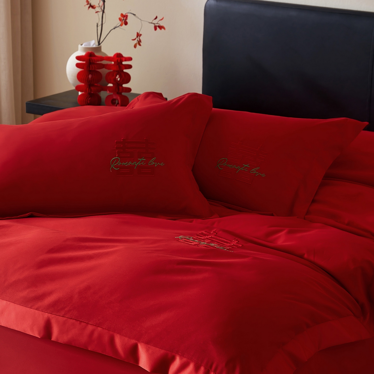 91家纺网 家纺一手货源 找家纺 丰淘家纺 2025新款新中式婚庆磨毛刺绣四件套 喜上眉梢