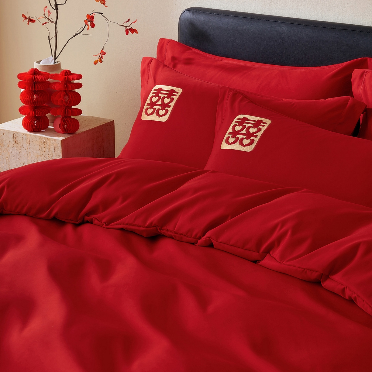 91家纺网 家纺一手货源 找家纺 丰淘家纺 2025新款新中式婚庆磨毛刺绣四件套 喜事迎门