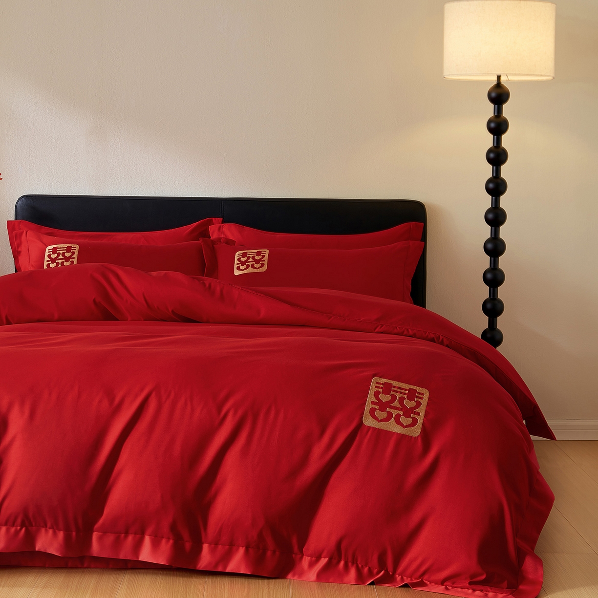 91家纺网 家纺一手货源 找家纺 丰淘家纺 2025新款新中式婚庆磨毛刺绣四件套 喜事迎门