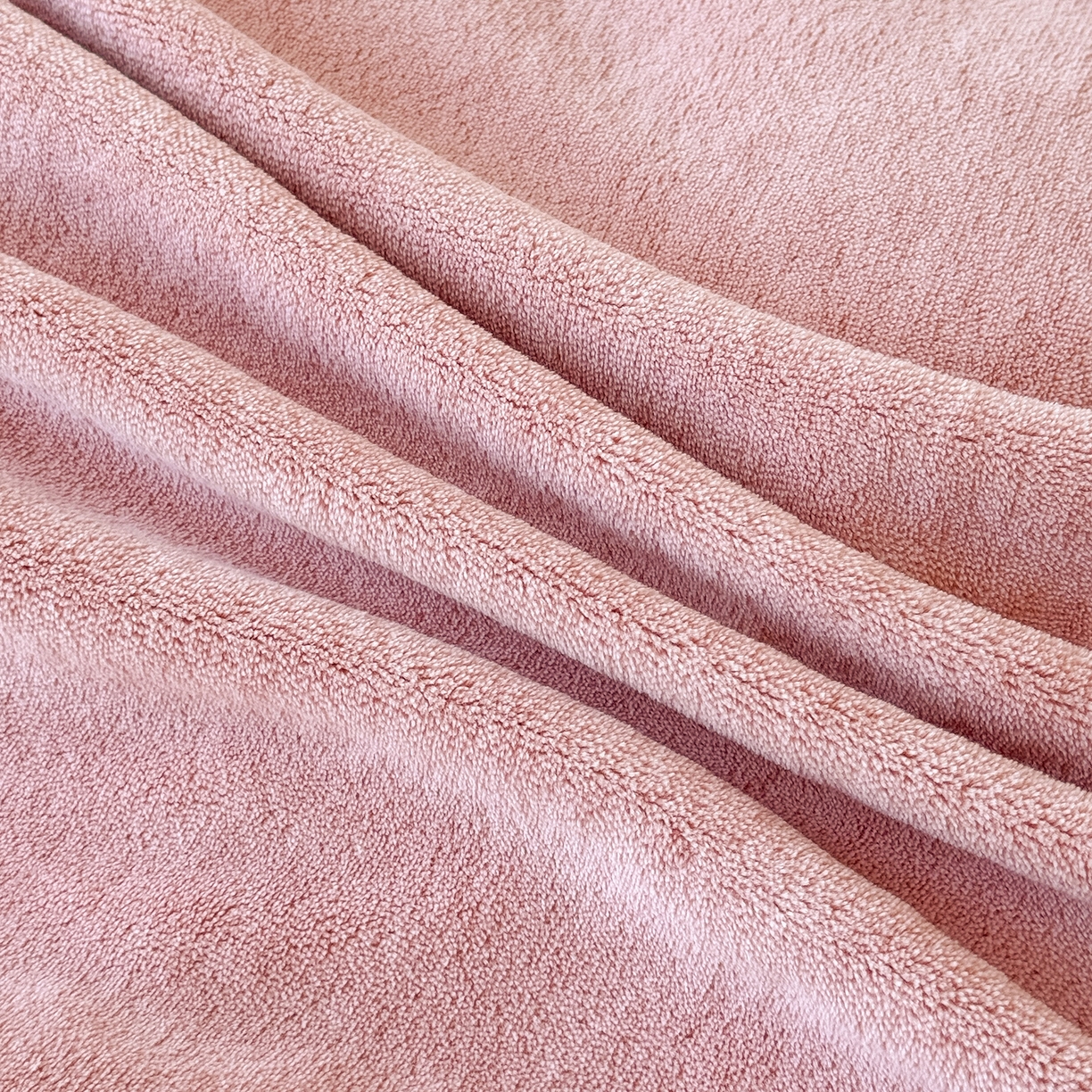 91家纺网 家纺一手货源 找家纺 恋尚羽家纺 2025新款加厚全消光绣花牛奶绒宽边四件套 豆沙色