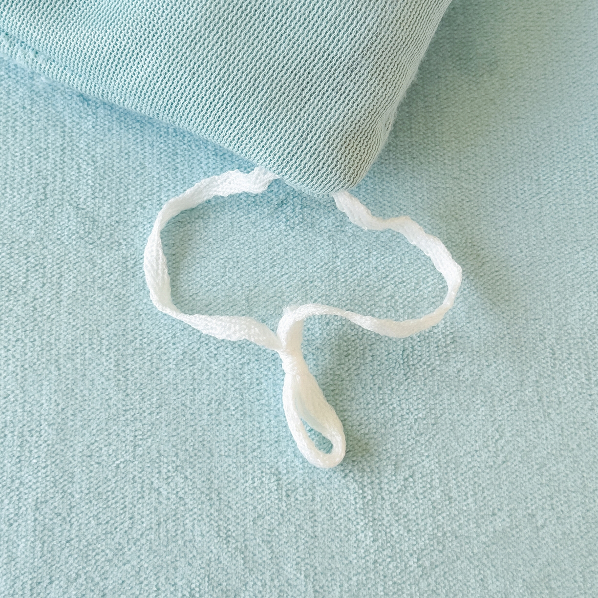 91家纺网 家纺一手货源 找家纺 恋尚羽家纺 2025新款加厚全消光绣花牛奶绒宽边四件套 兰色