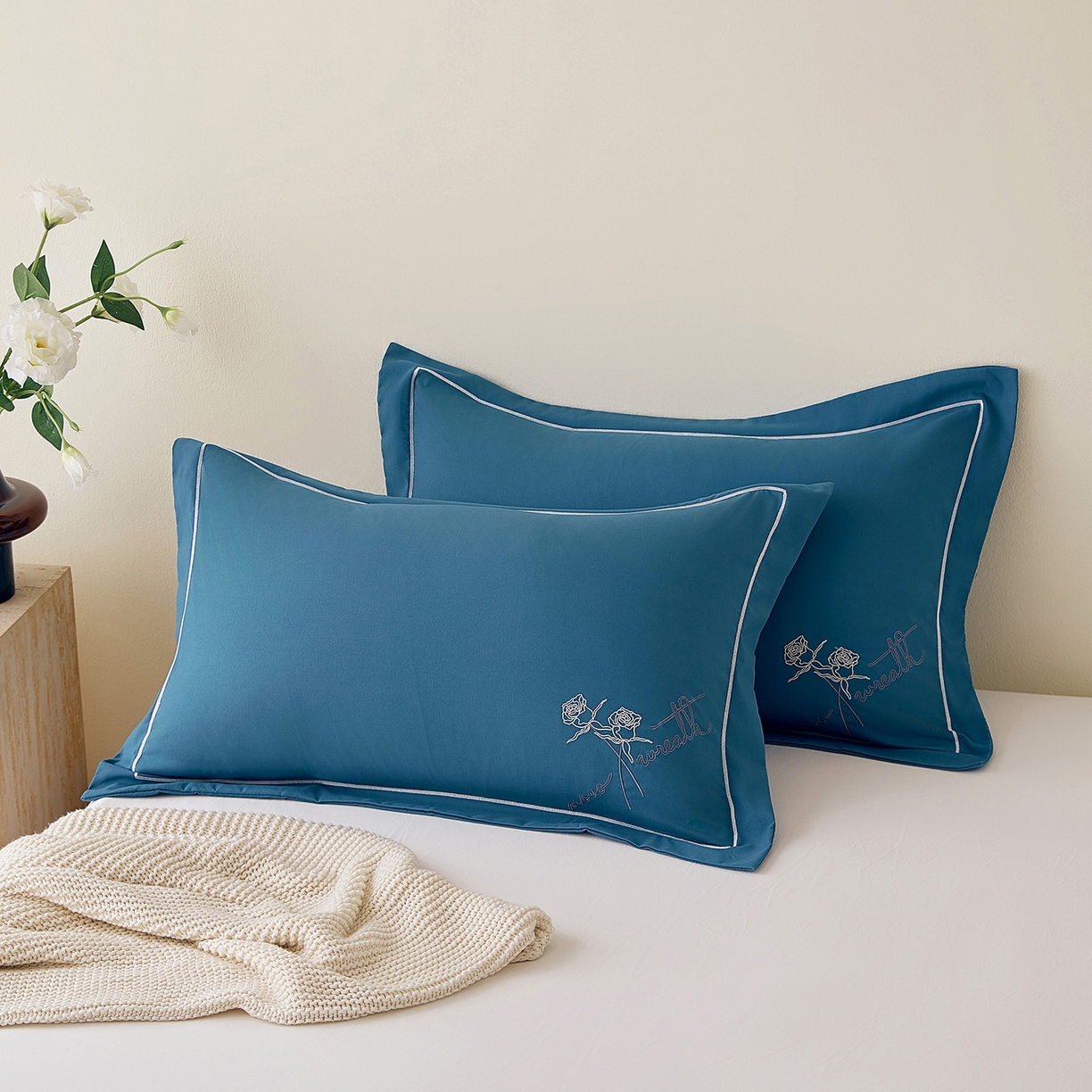 91家纺网 家纺一手货源 找家纺 （总）丰淘家纺 2025新款60水洗棉精美刺绣枕套-牡丹花开