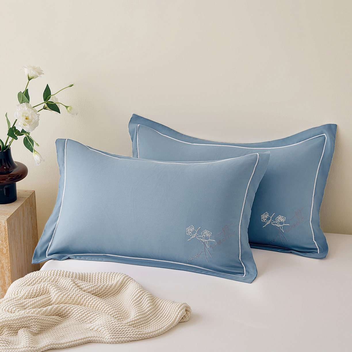 91家纺网 家纺一手货源 找家纺 （总）丰淘家纺 2025新款60水洗棉精美刺绣枕套-牡丹花开