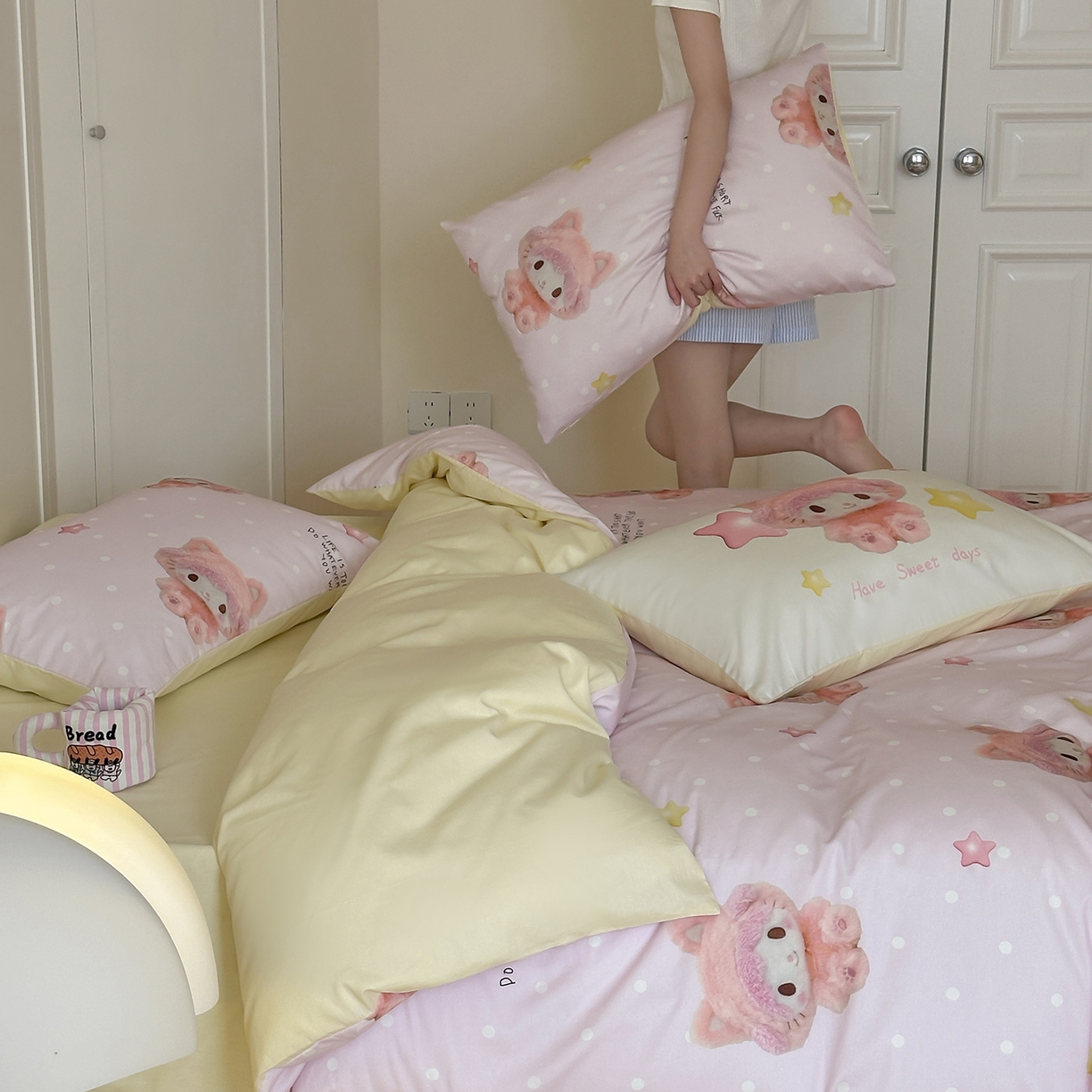 91家纺网 家纺一手货源 找家纺 （总）桃子家居 2025新款纯棉数码印花5D卡通混搭可爱少女纯棉系列四件套