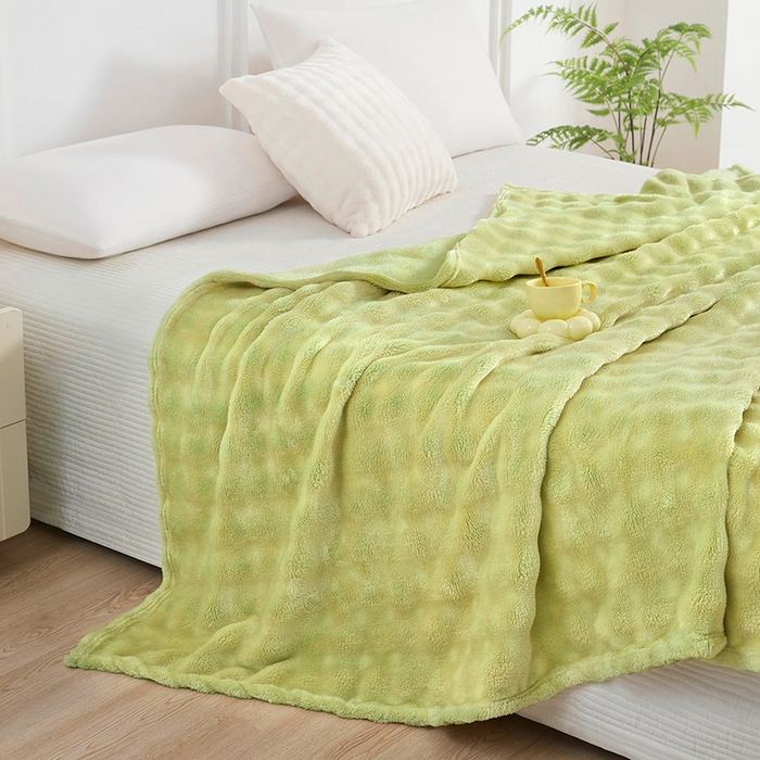 91家纺网 家纺一手货源 找家纺 悦织湾家纺 2025新款炫彩仿兔毛绒泡泡绒牛奶绒法兰绒毛毯休闲毯沙发盖毯跨境外贸出口专供 炫彩果绿