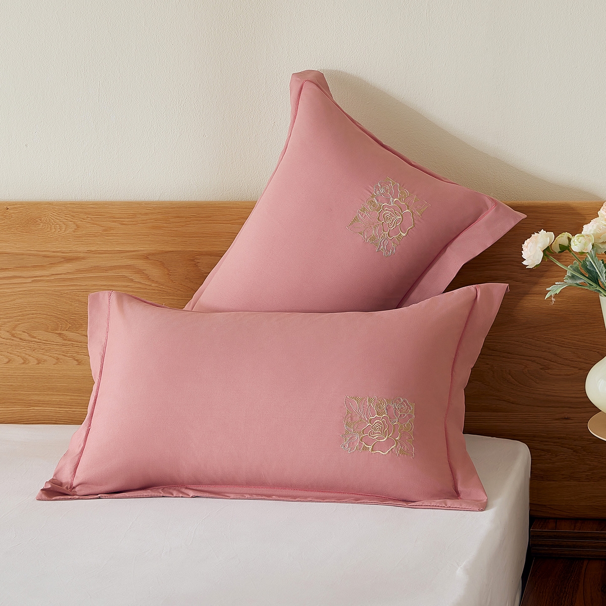 91家纺网 家纺一手货源 找家纺 （总）丰淘家纺 2025新款60水洗棉精美刺绣枕套-国色天香