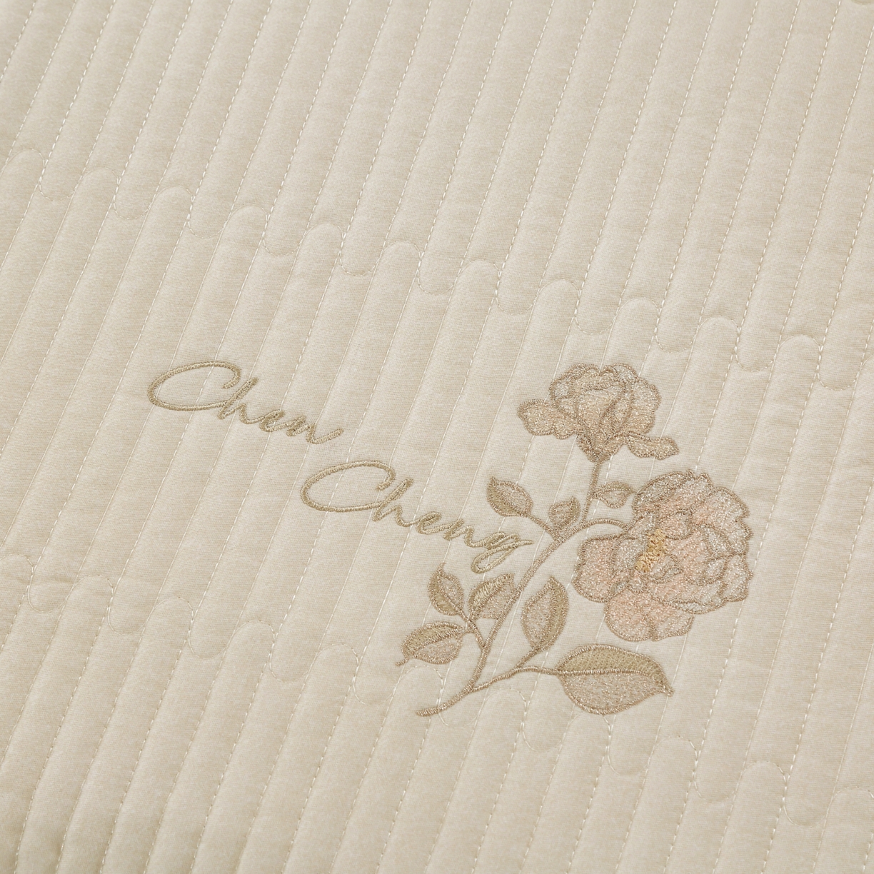 91家纺网 家纺一手货源 找家纺 OL家纺 2025新款亲肤全棉磨毛单品系列四件套 莫妮-黄