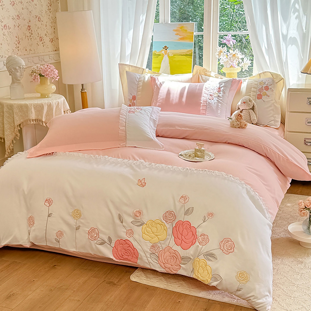 91家纺网 家纺一手货源 找家纺 慕语家纺 2025新款磨毛亲肤贴布绣伊丽莎白四件套（专版花型） 伊丽莎白--少女粉