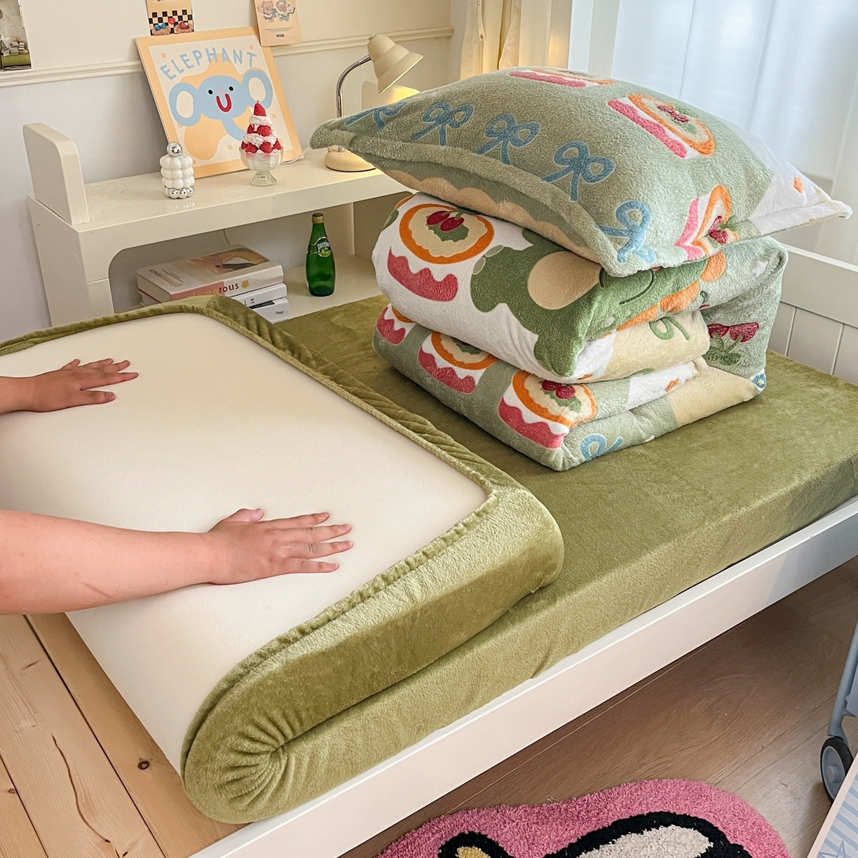 91家纺网 家纺一手货源 找家纺 川悦生活 2025新款立体雪花绒印花四件套学生床系列一场景二 甜系龙龙