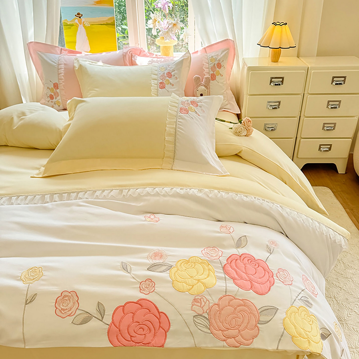 91家纺网 家纺一手货源 找家纺 慕语家纺 2025新款磨毛亲肤贴布绣伊丽莎白四件套（专版花型） 伊丽莎白--奶油黄