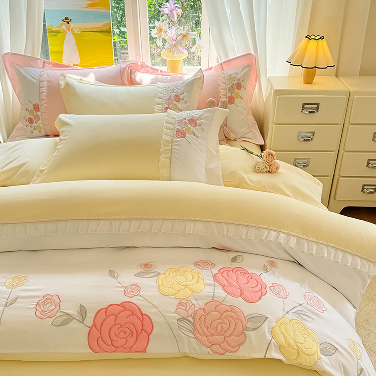 91家纺网 家纺一手货源 找家纺 慕语家纺 2025新款磨毛亲肤贴布绣伊丽莎白四件套（专版花型） 伊丽莎白--奶油黄