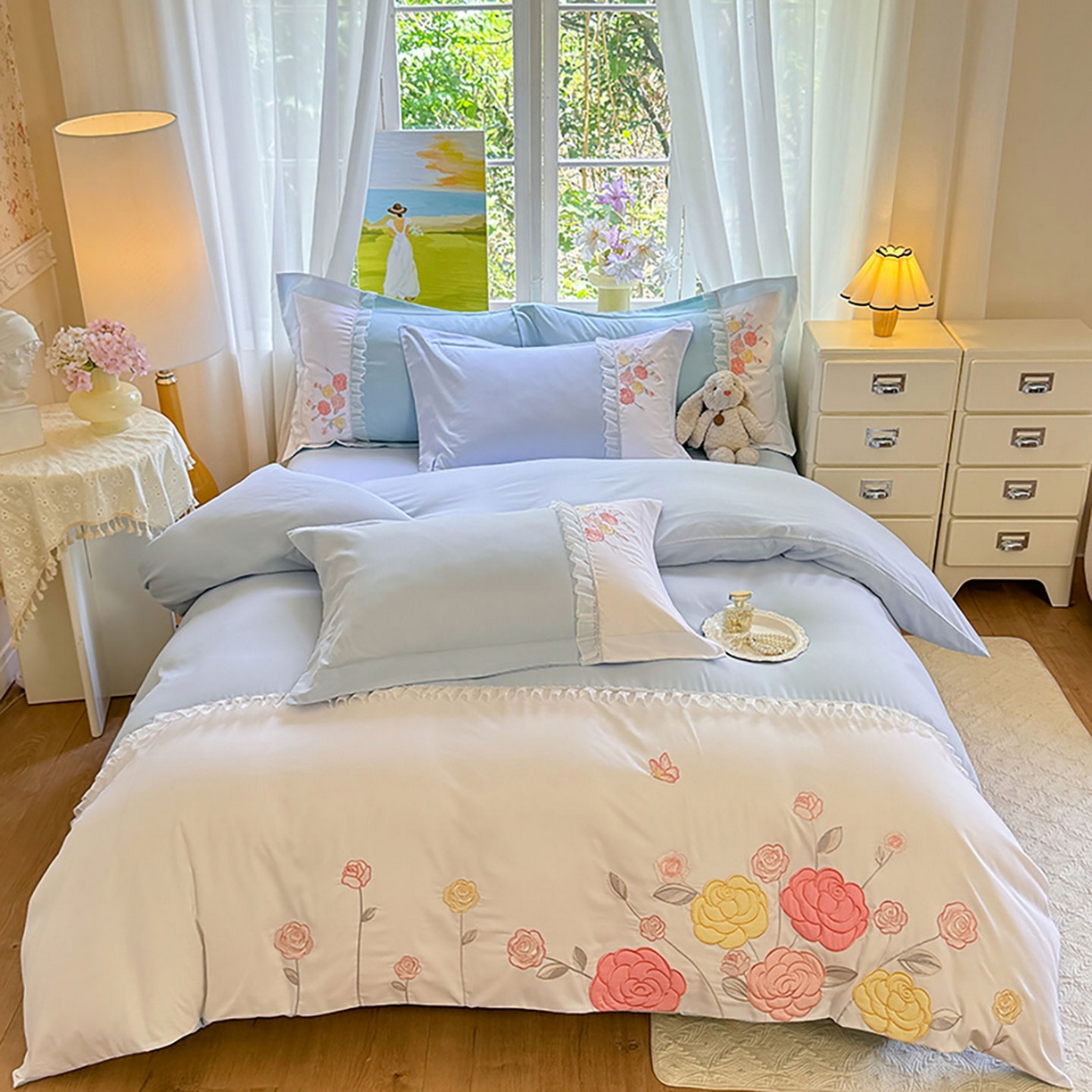 91家纺网 家纺一手货源 找家纺 慕语家纺 2025新款磨毛亲肤贴布绣伊丽莎白四件套（专版花型） 伊丽莎白--天空蓝