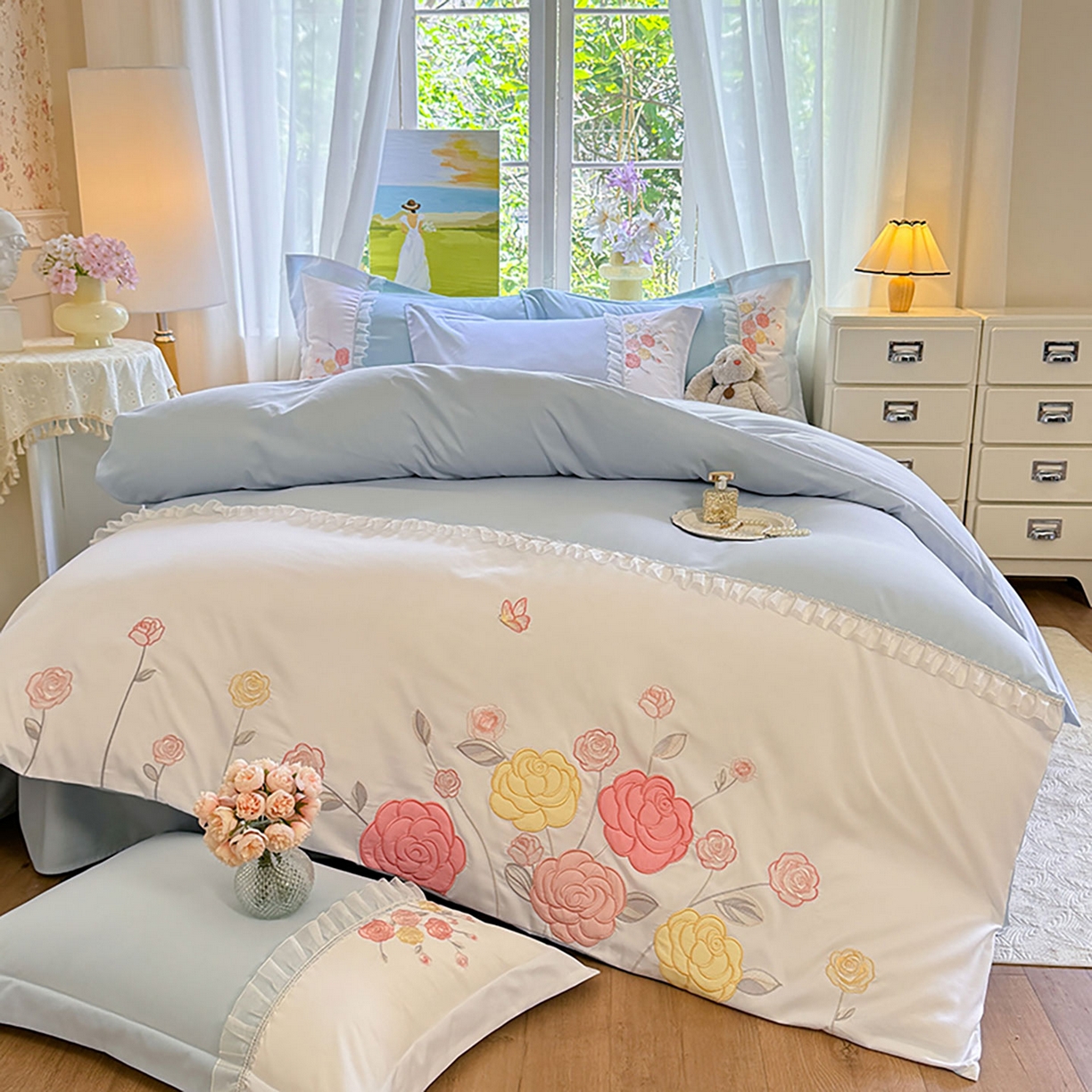 91家纺网 家纺一手货源 找家纺 慕语家纺 2025新款磨毛亲肤贴布绣伊丽莎白四件套（专版花型） 伊丽莎白--天空蓝