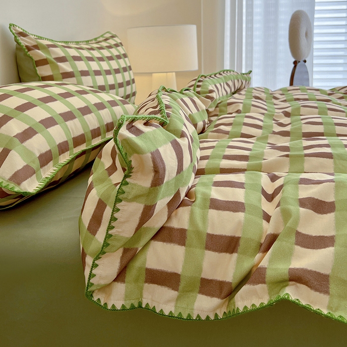 91家纺网 家纺一手货源 找家纺 忆生活 2025秋冬全棉加厚磨毛贝壳边四件套格言-绿