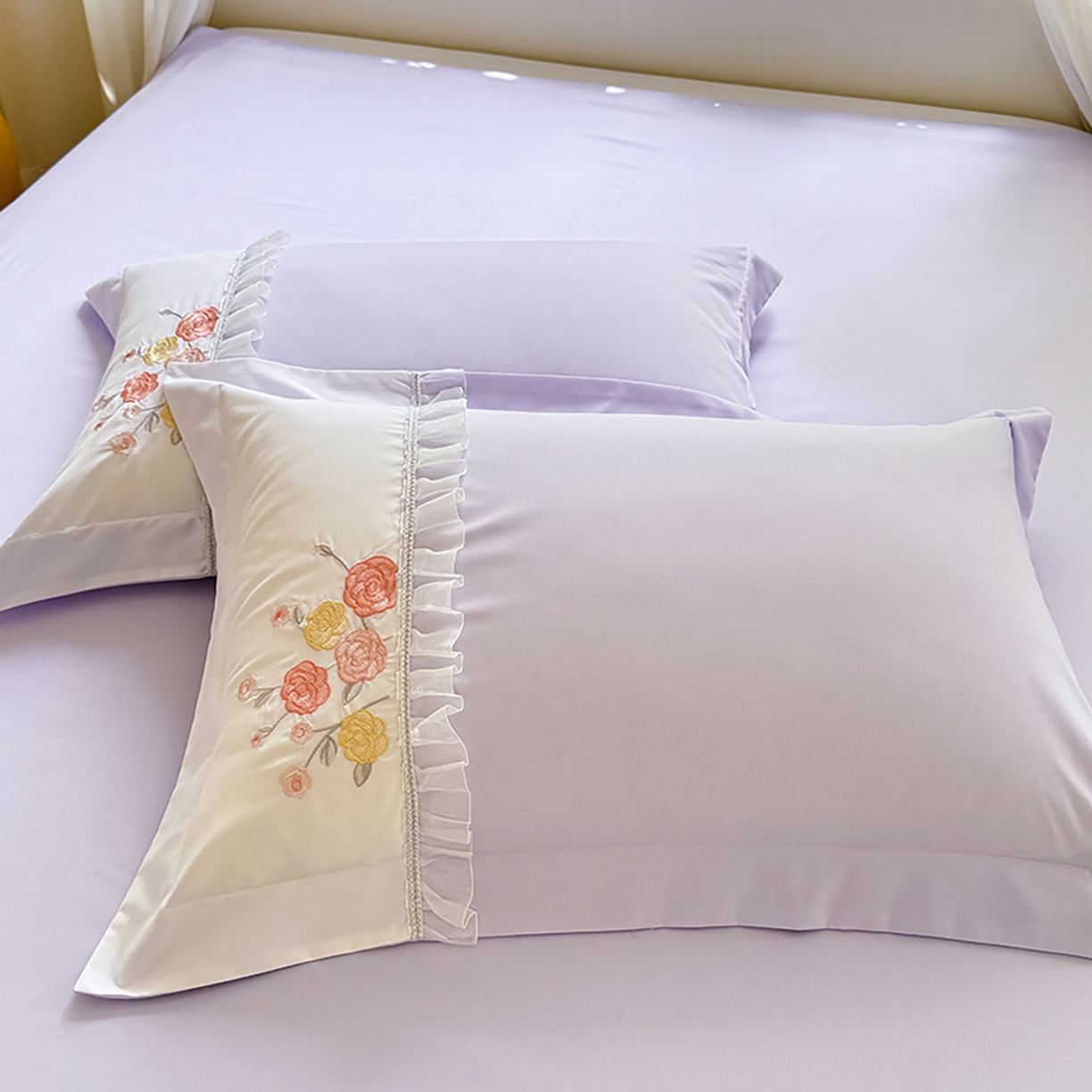 91家纺网 家纺一手货源 找家纺 慕语家纺 2025新款磨毛亲肤贴布绣伊丽莎白四件套（专版花型） 伊丽莎白--熏衣紫