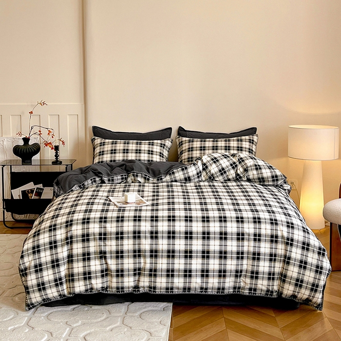 91家纺网 家纺一手货源 找家纺 忆生活 2025秋冬全棉加厚磨毛贝壳边四件套格韵-黑