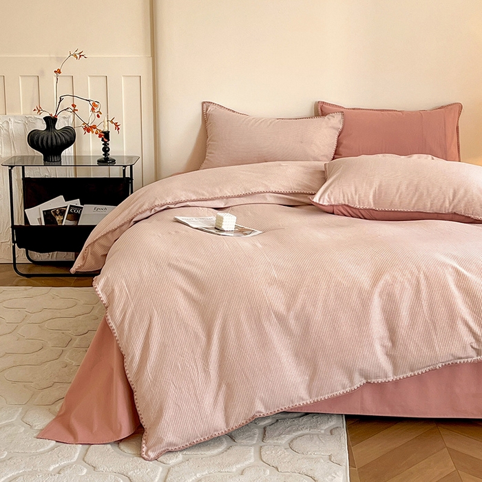 91家纺网 家纺一手货源 找家纺 忆生活 2025秋冬全棉加厚磨毛贝壳边四件套简森-粉