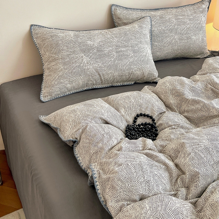 91家纺网 家纺一手货源 找家纺 忆生活 2025秋冬全棉加厚磨毛贝壳边四件套南初-灰