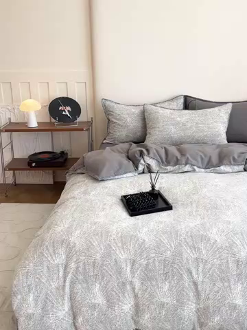 91家纺网 家纺一手货源 找家纺 忆生活 2025秋冬全棉加厚磨毛贝壳边四件套南初-灰