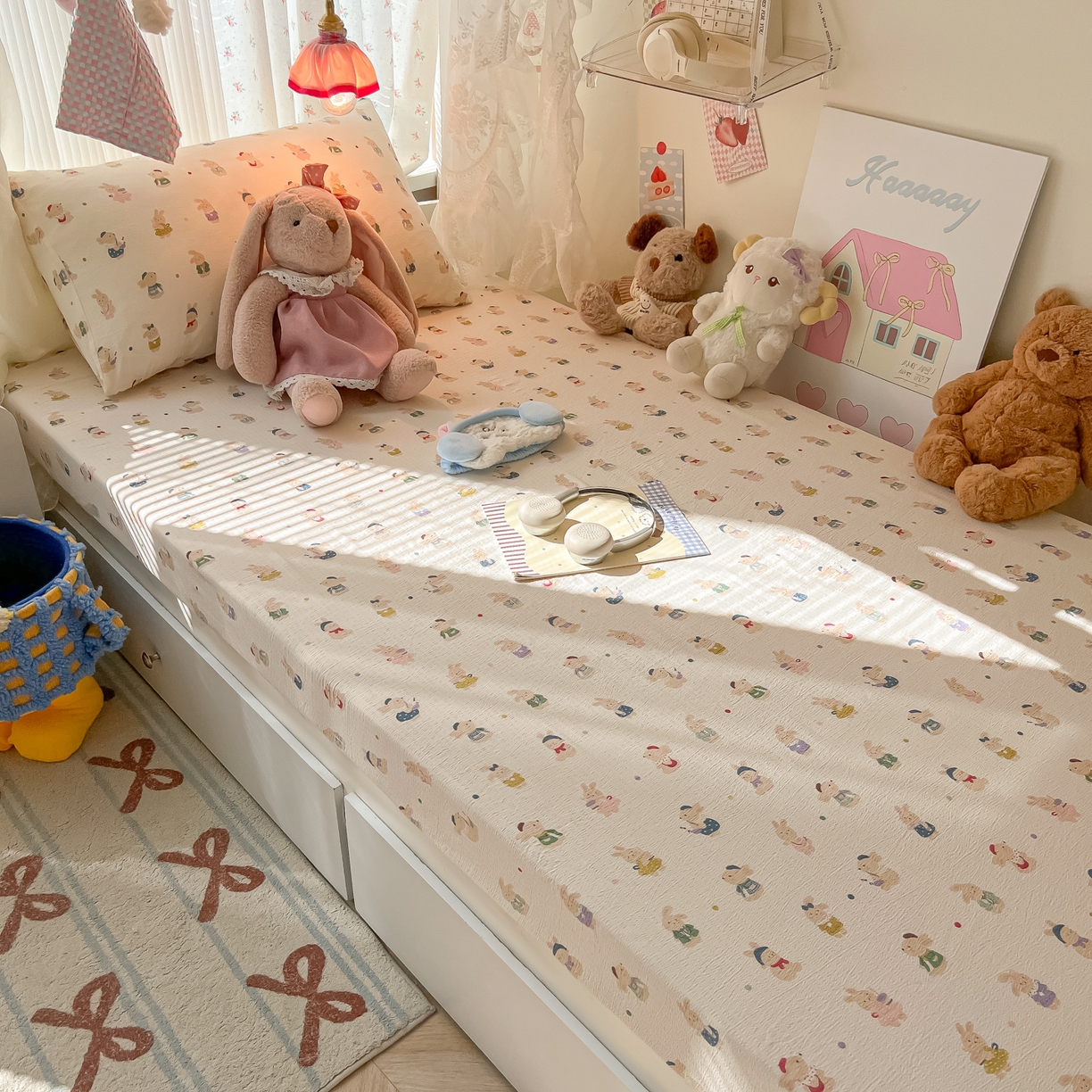 91家纺网 家纺一手货源 找家纺 韩巢家纺 2025新款A类学生宿舍上下铺床笠单件床垫保护罩枕套三件套 兔子集合