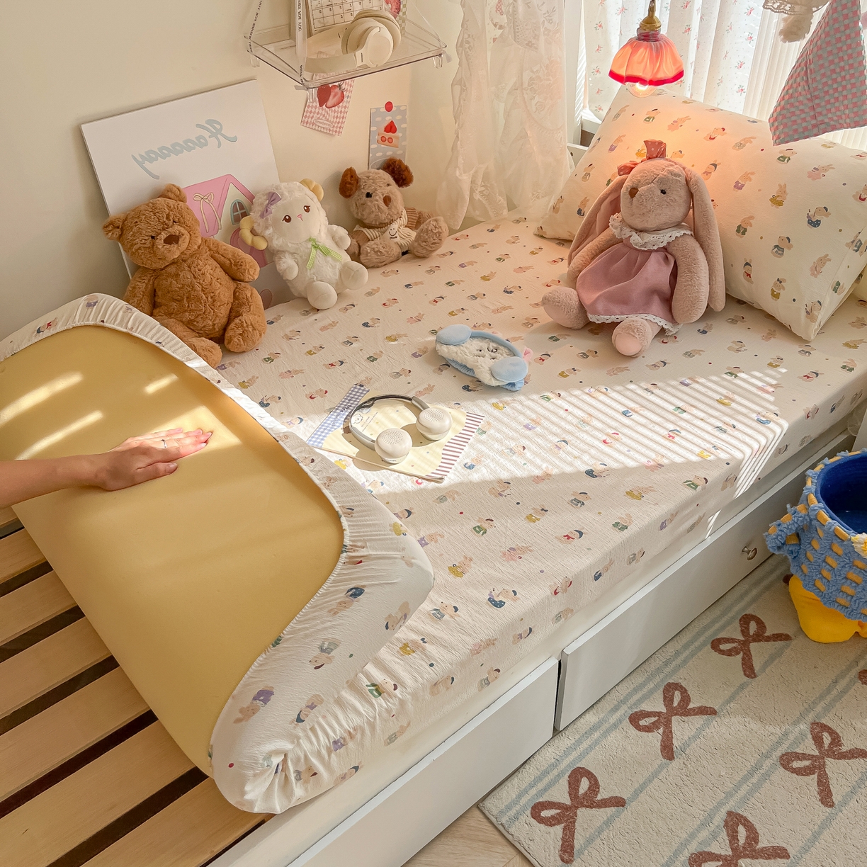 91家纺网 家纺一手货源 找家纺 韩巢家纺 2025新款A类学生宿舍上下铺床笠单件床垫保护罩枕套三件套 兔子集合