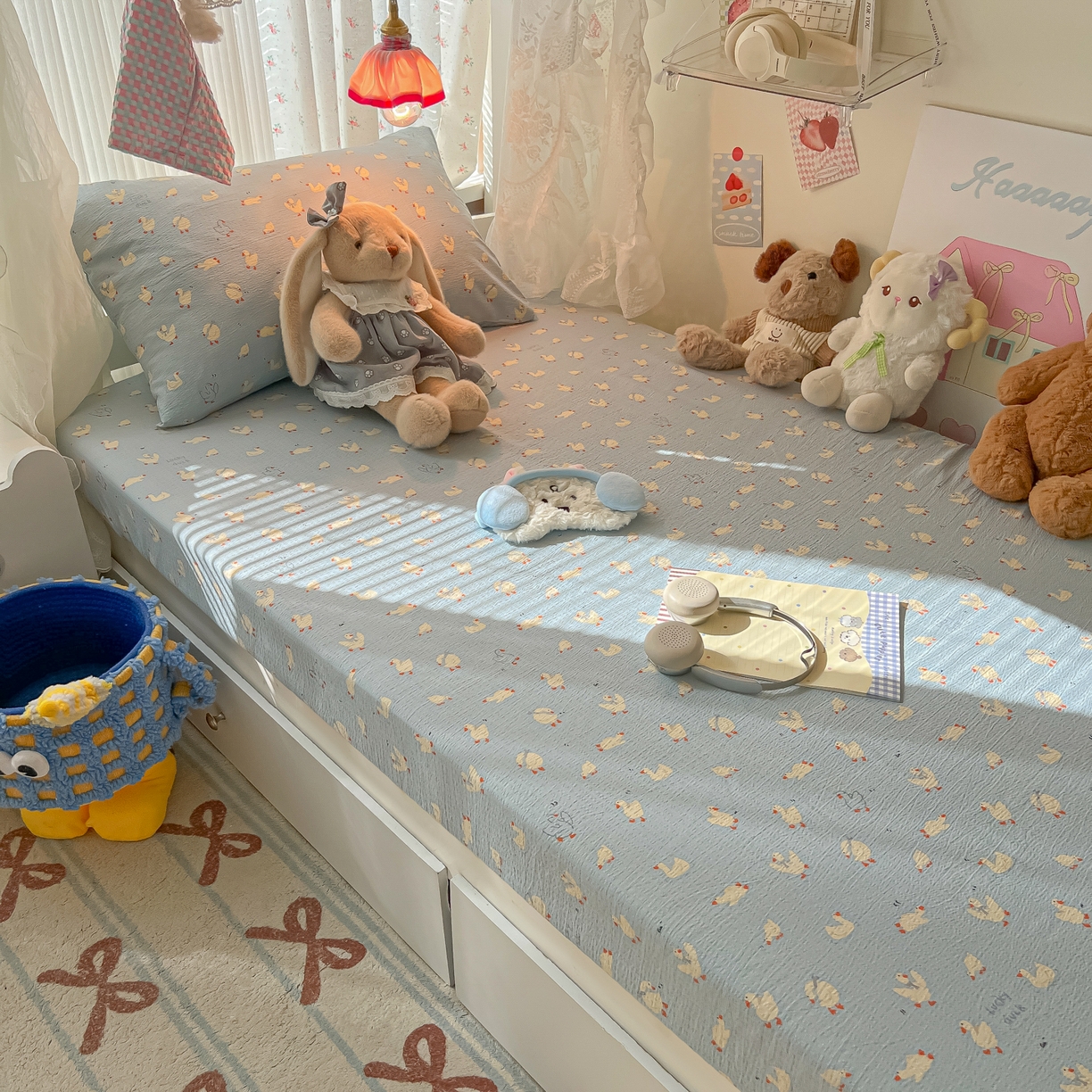 91家纺网 家纺一手货源 找家纺 韩巢家纺 2025新款A类学生宿舍上下铺床笠单件床垫保护罩枕套三件套 向天歌大鹅