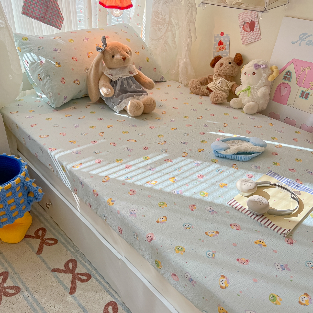 91家纺网 家纺一手货源 找家纺 韩巢家纺 2025新款A类学生宿舍上下铺床笠单件床垫保护罩枕套三件套 绒毛摇滚