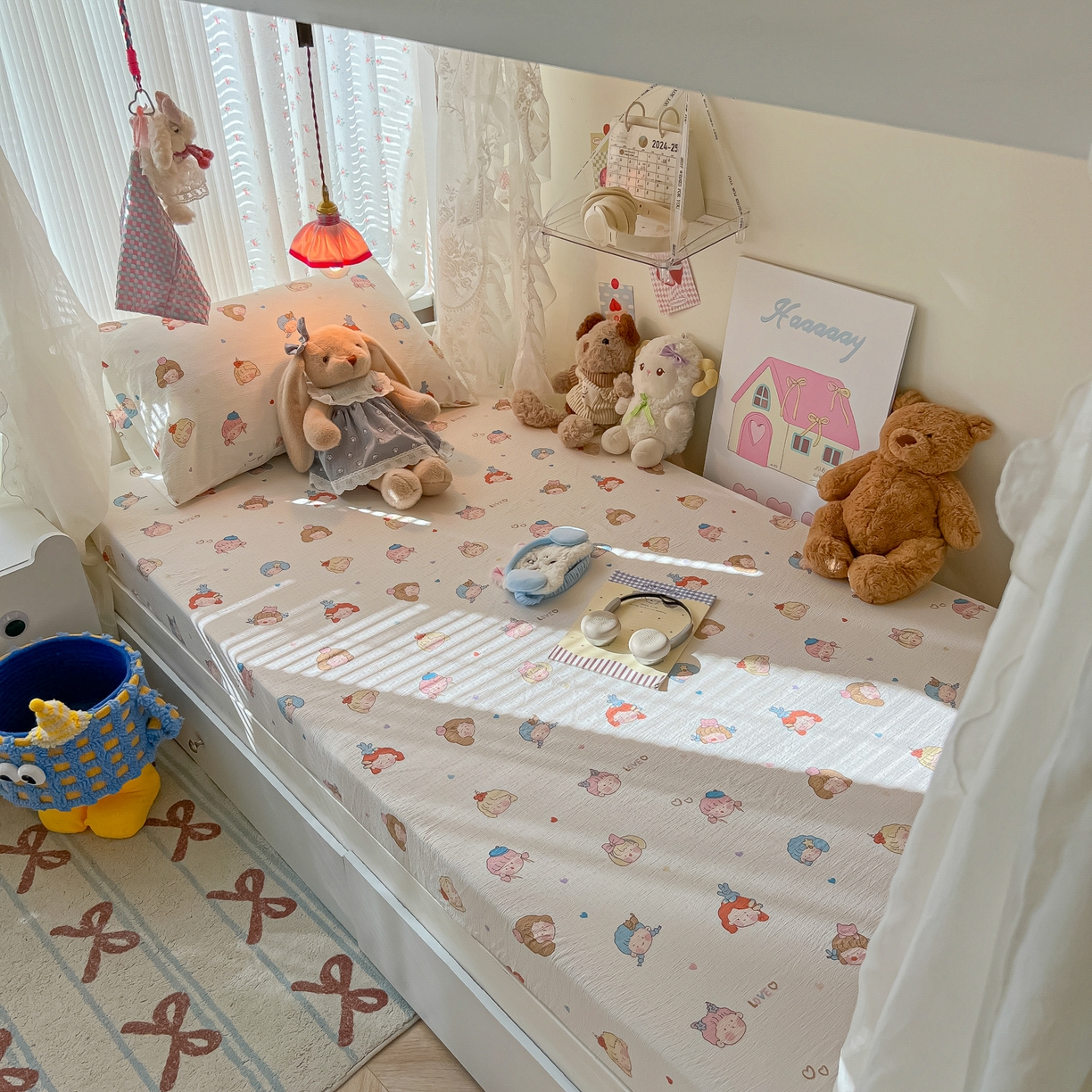 91家纺网 家纺一手货源 找家纺 韩巢家纺 2025新款A类学生宿舍上下铺床笠单件床垫保护罩枕套三件套 童话女孩