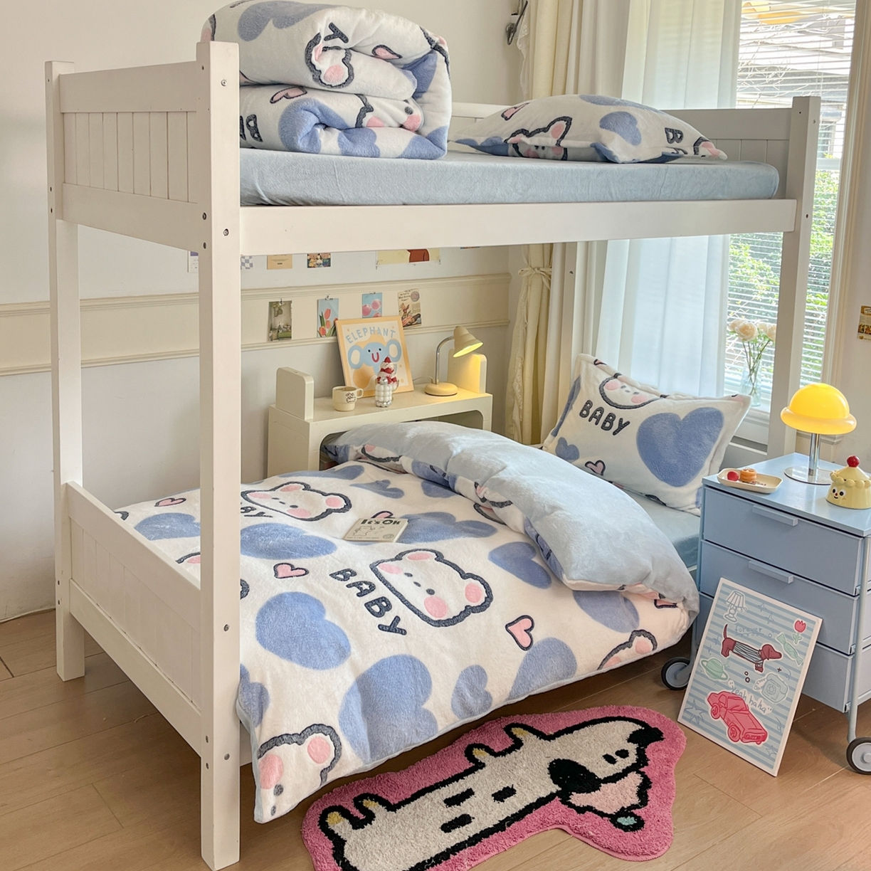 91家纺网 家纺一手货源 找家纺 川悦生活 2025新款立体雪花绒印花四件套学生床系列一场景二 可爱熊