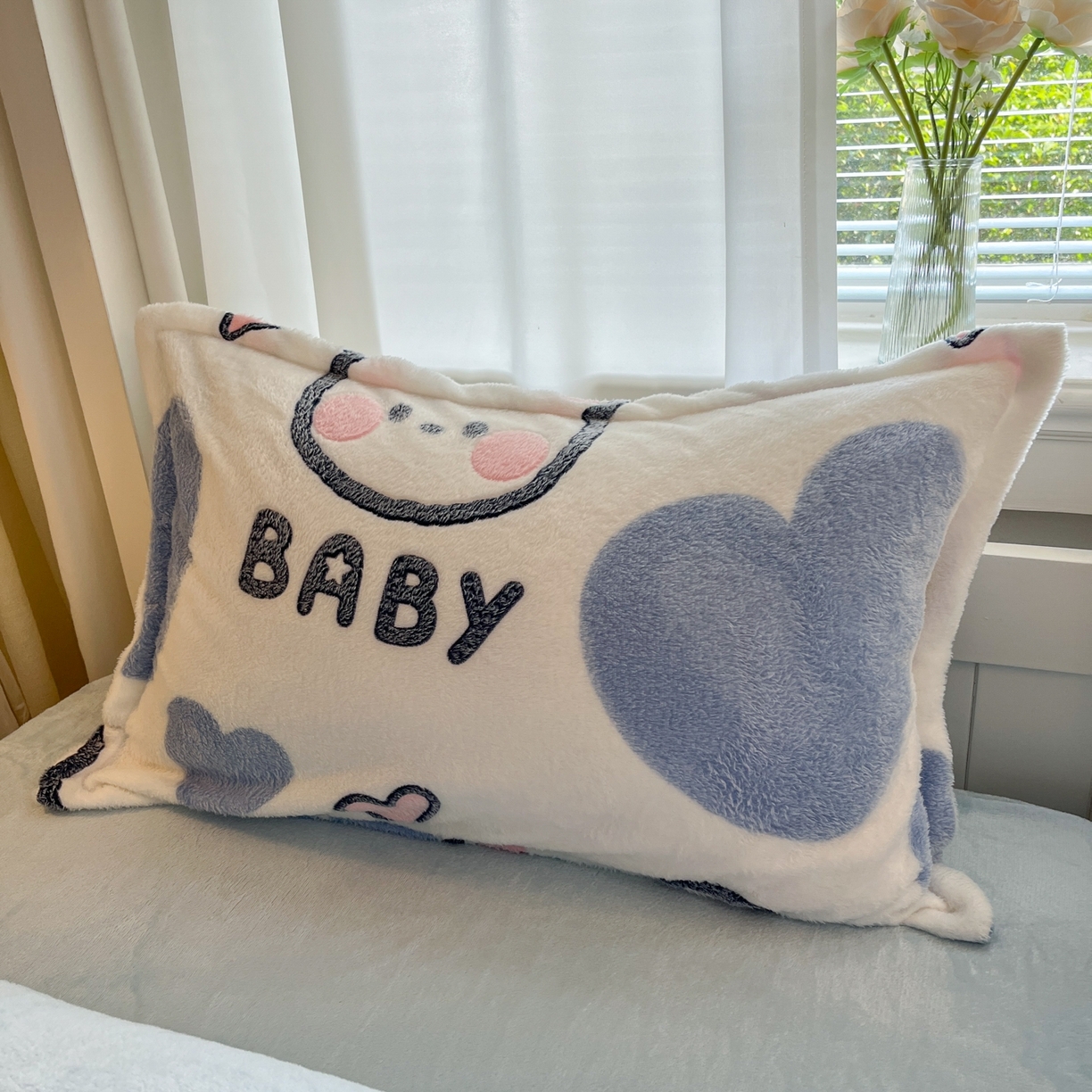 91家纺网 家纺一手货源 找家纺 川悦生活 2025新款立体雪花绒印花四件套学生床系列一场景二 可爱熊