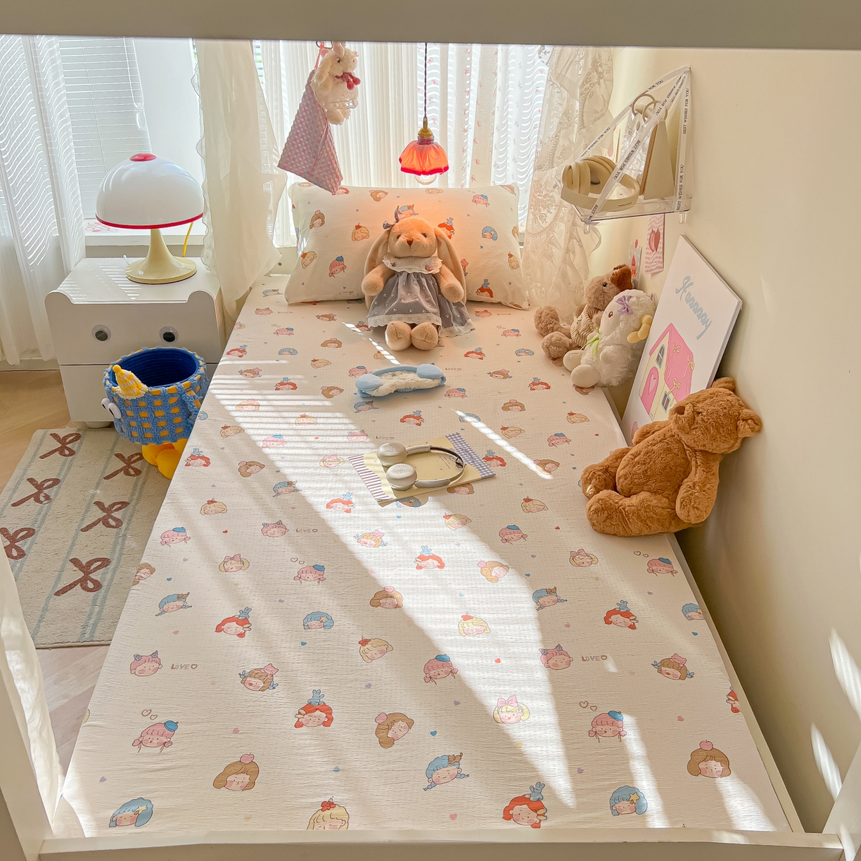 91家纺网 家纺一手货源 找家纺 韩巢家纺 2025新款A类学生宿舍上下铺床笠单件床垫保护罩枕套三件套 童话女孩