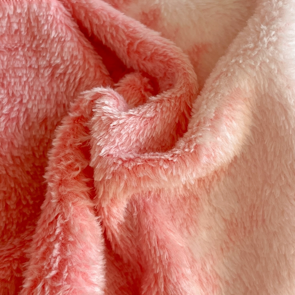 91家纺网 家纺一手货源 找家纺 川悦生活 2025新款立体雪花绒印花四件套学生床系列一场景二 彩虹爱语蓝