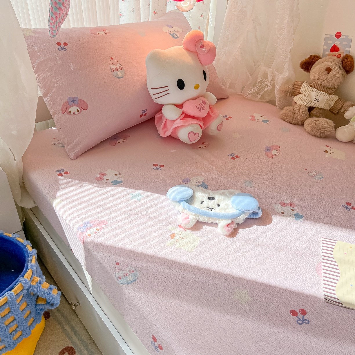 91家纺网 家纺一手货源 找家纺 （总）韩巢家纺 2025新款A类学生宿舍上下铺床笠单件床垫保护罩枕套三件套