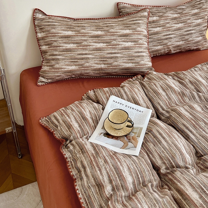 91家纺网 家纺一手货源 找家纺 忆生活 2025秋冬全棉加厚磨毛贝壳边四件套寻野