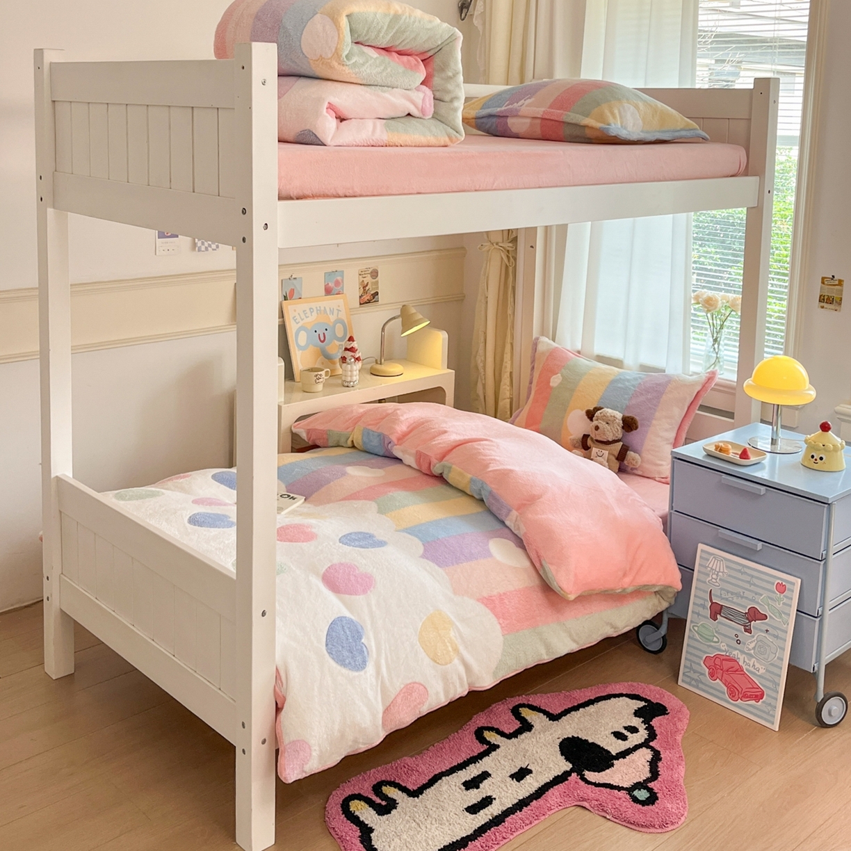 91家纺网 家纺一手货源 找家纺 川悦生活 2025新款立体雪花绒印花四件套学生床系列一场景二 彩虹爱心粉