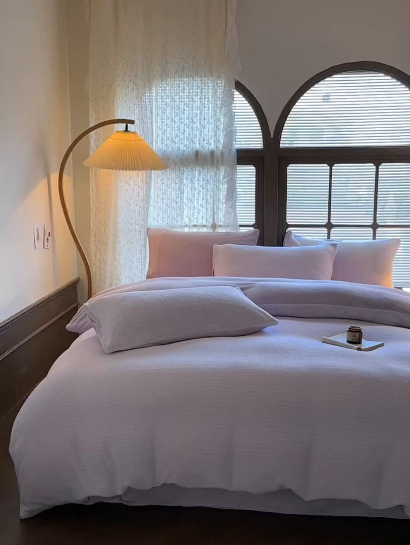 91家纺网 家纺一手货源 找家纺 蓝极人 2025新款色织阳离子提花牛奶绒四件套 色织-浅紫