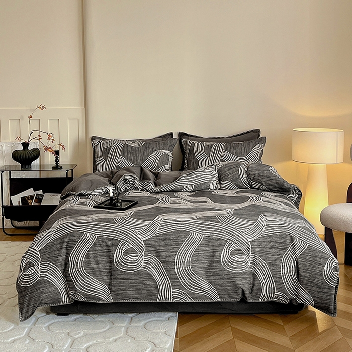 91家纺网 家纺一手货源 找家纺 忆生活 2025秋冬全棉加厚磨毛贝壳边四件套野渡-灰