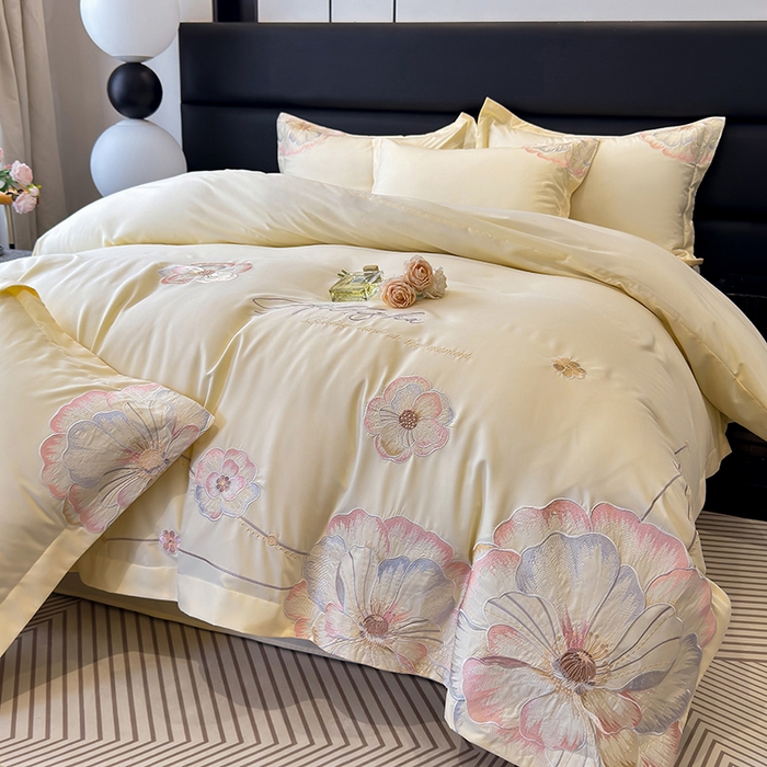 91家纺网 家纺一手货源 找家纺 慕语家纺 2025新款亲肤棉刺绣四件套系列--维纳斯（专版花型） 维纳斯--米霜白