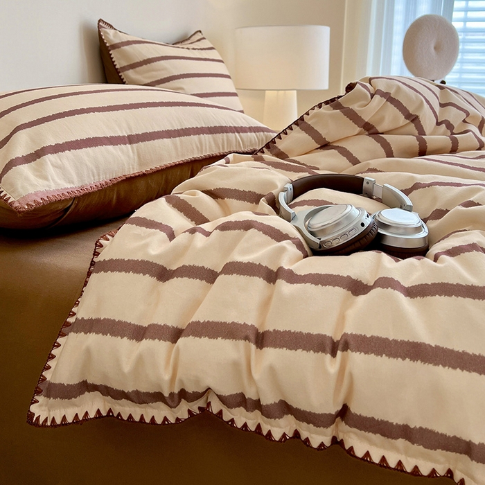 91家纺网 家纺一手货源 找家纺 忆生活 2025秋冬全棉加厚磨毛贝壳边四件套知简-咖