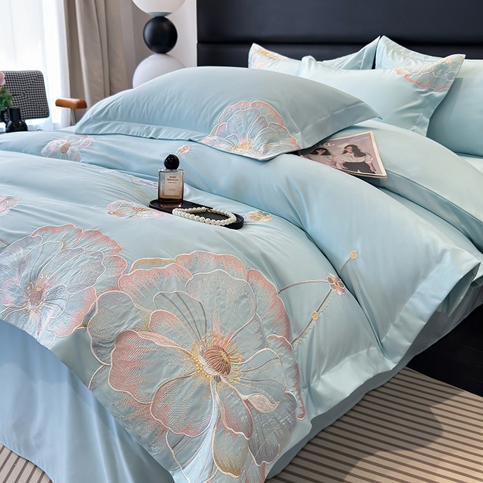 91家纺网 家纺一手货源 找家纺 慕语家纺 2025新款亲肤棉刺绣四件套系列--维纳斯（专版花型） 维纳斯--夏萤绿