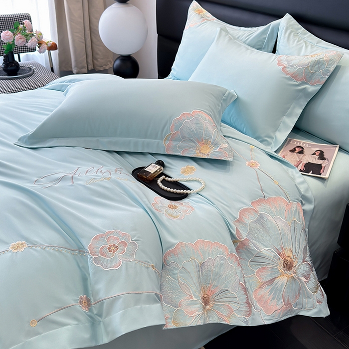 91家纺网 家纺一手货源 找家纺 慕语家纺 2025新款亲肤棉刺绣四件套系列--维纳斯（专版花型） 维纳斯--夏萤绿